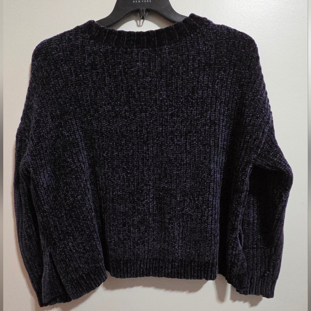 Aerie Women's Deep Blue V-Neck Sweater